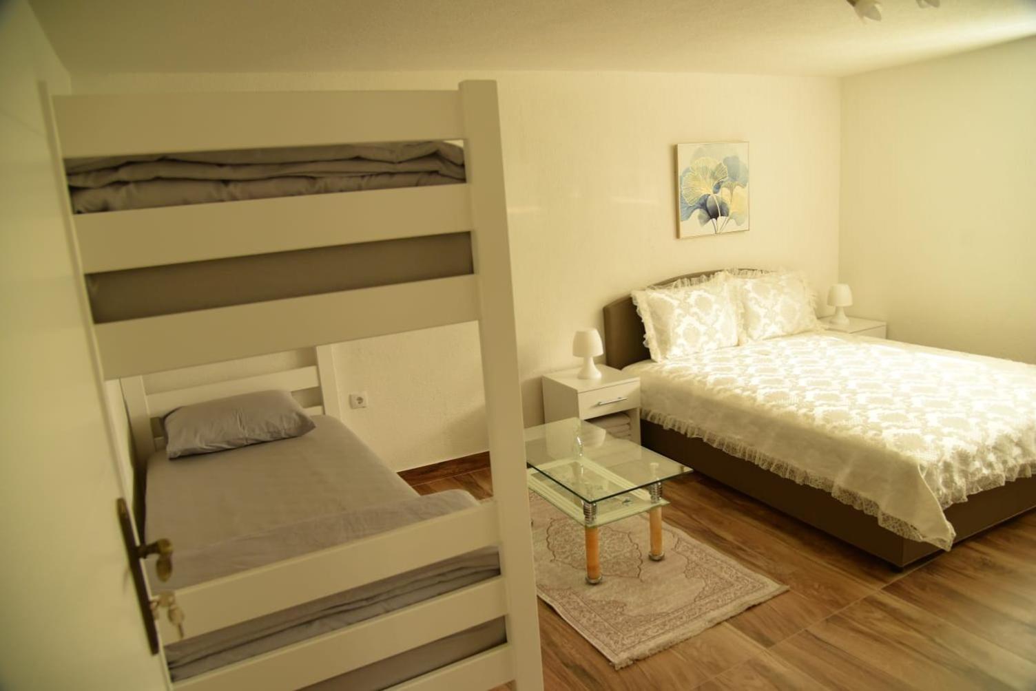 Lmm Apartmani Плав Экстерьер фото